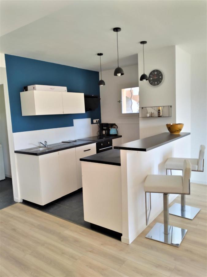 Superbe Bas De Villa 80 M2 Piscine Privee Reservee Aux Vacanciers Avec Vue Magnifique 6 Couchages La Londe-les-Maures Esterno foto